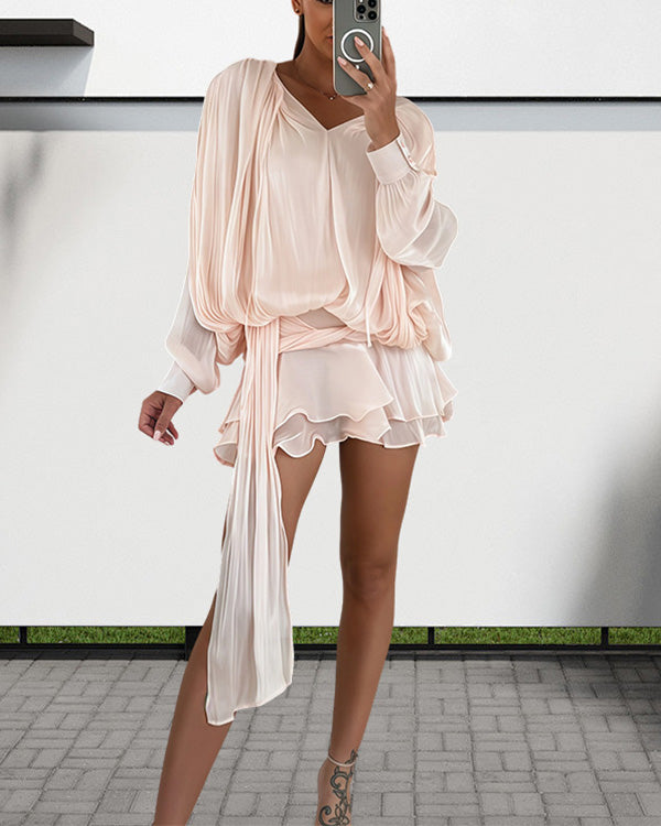Robe Courte Satinée Asymétrique à Volants
