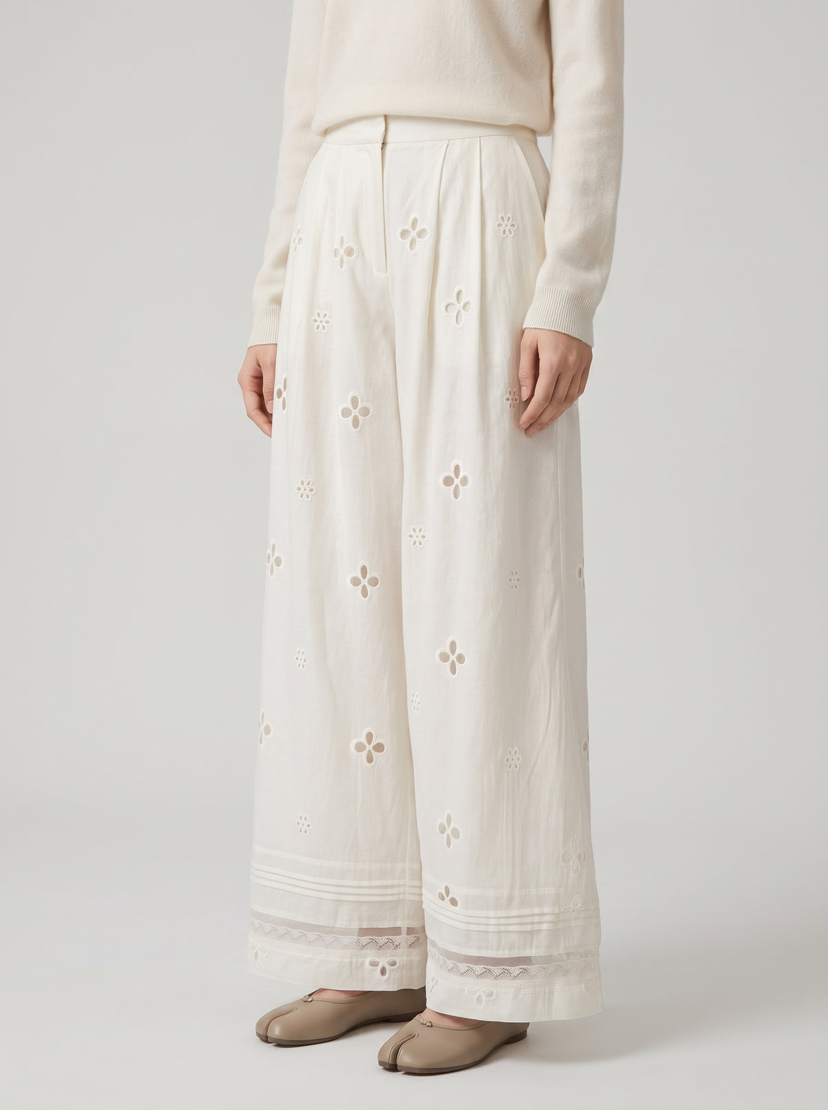 Pantalon large Ella à découpes en dentelle - Beige