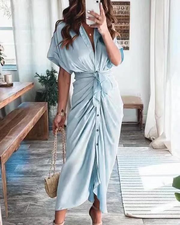 Robe Satinée Boutonnée, Col Chemise Drapé