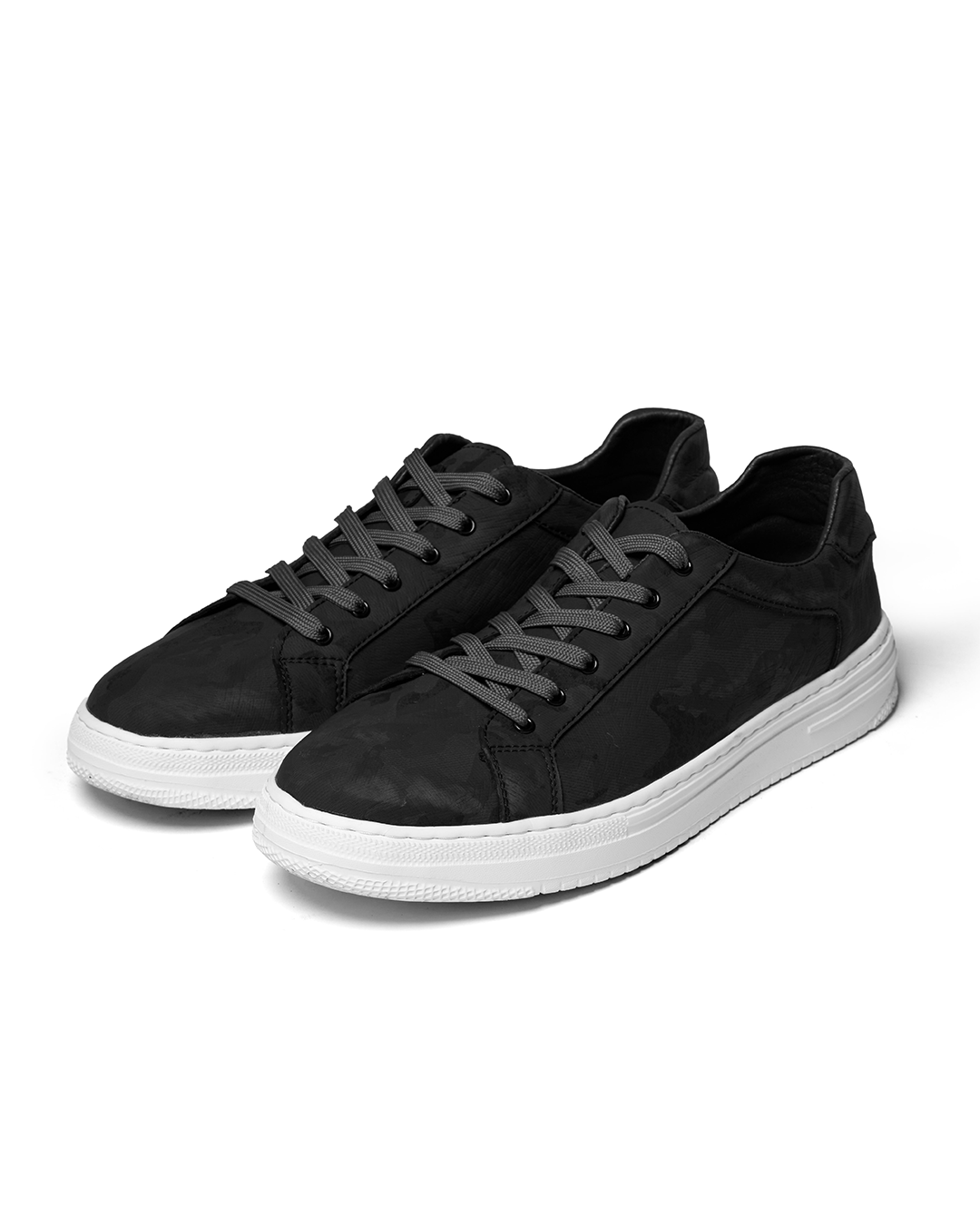 Belmont Classic Sneaker — Noir