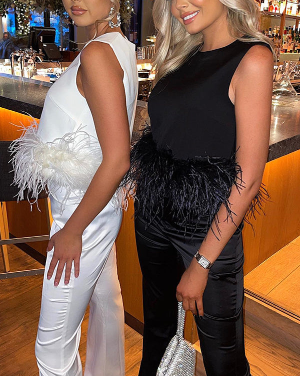 Top Chic Sans Manches, Ceinture à Plumes