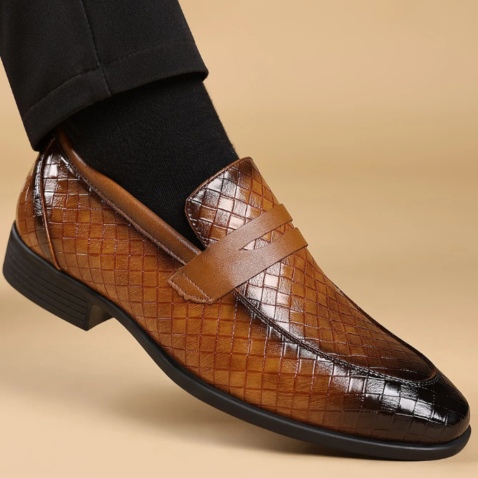 Les mocassins en cuir tressé Corté