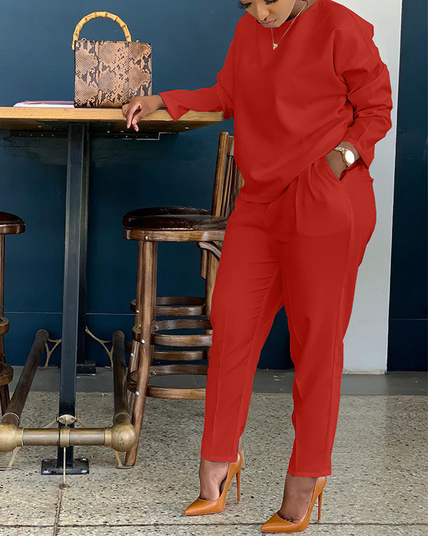 Ensemble T-Shirt Style Tailleur et Pantalon
