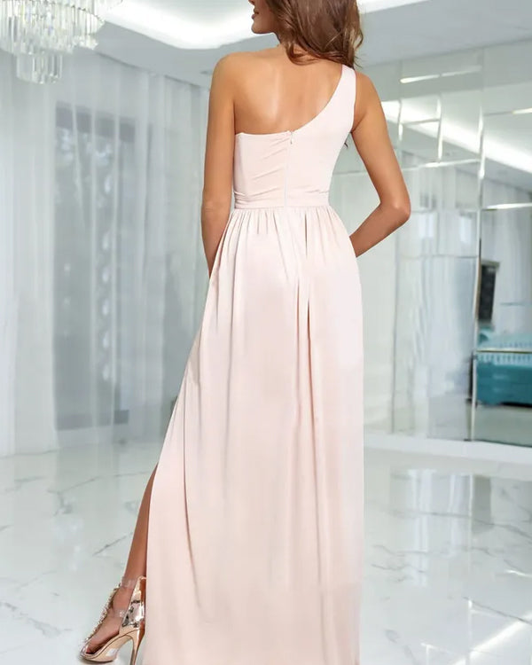 Robe Longue Une Épaule, Fente Haute
