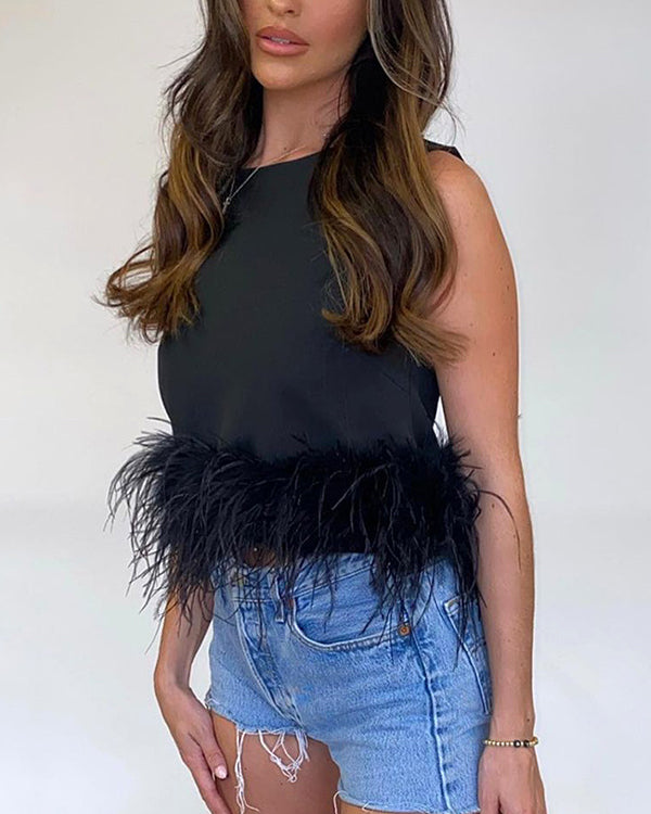 Top Chic Sans Manches, Ceinture à Plumes