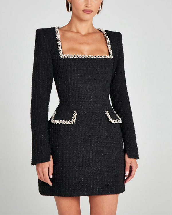 Robe Courte Col Carré, Style Chanel