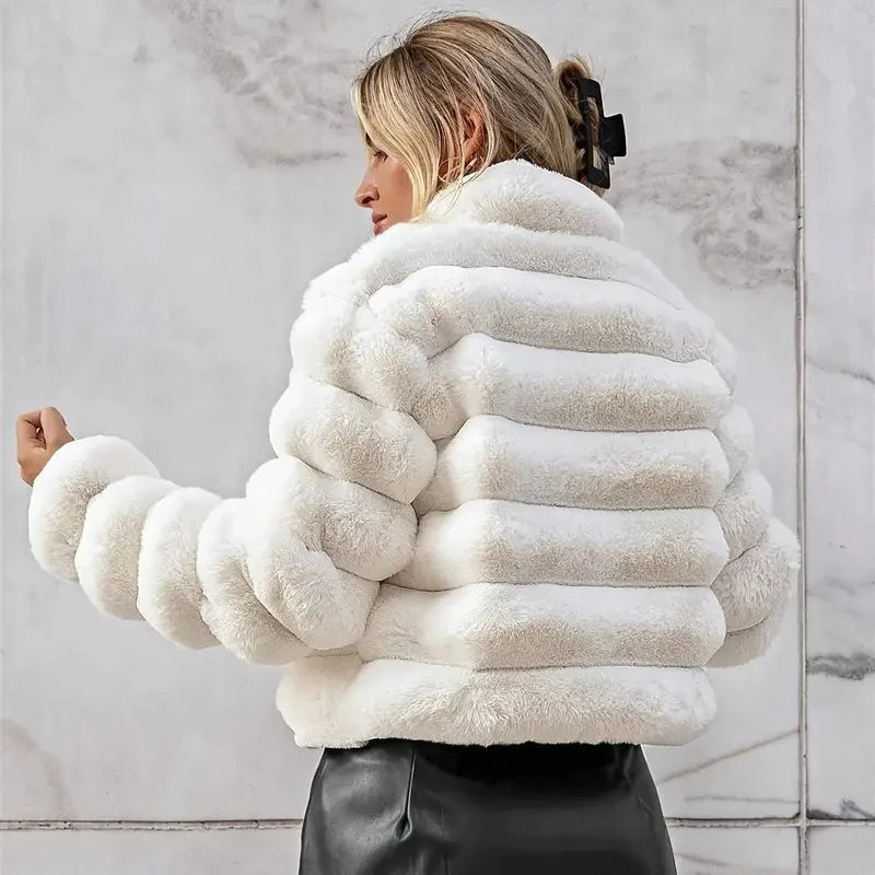 BLANCHE — Manteau en Peluche