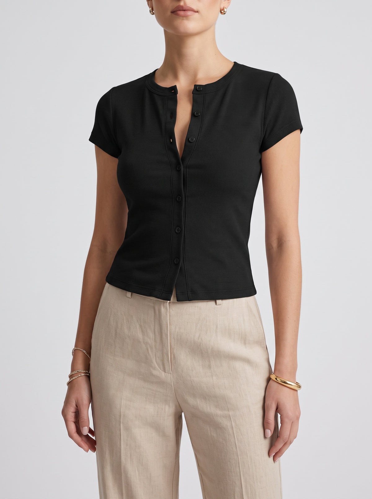 Linnea Fitted Crew Neck T-Shirt — Black