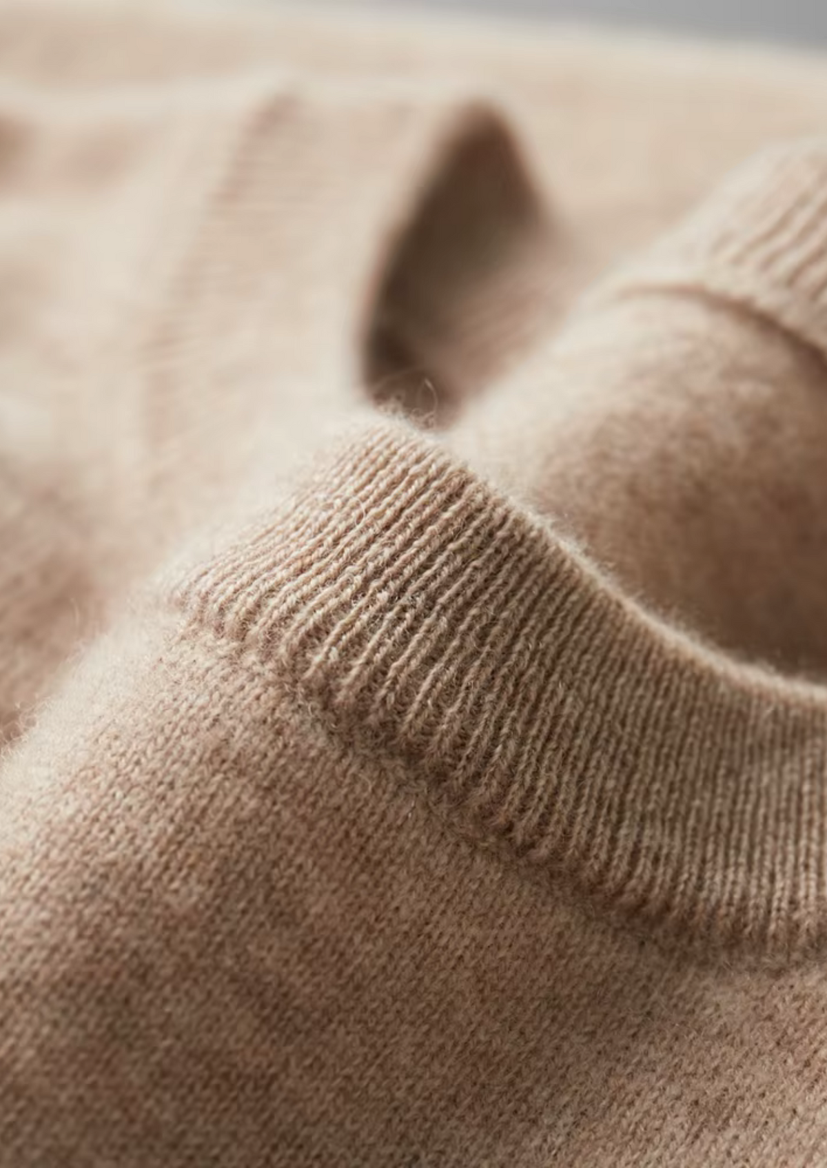 T-Shirt col rond classique en cachemire premium beige clair