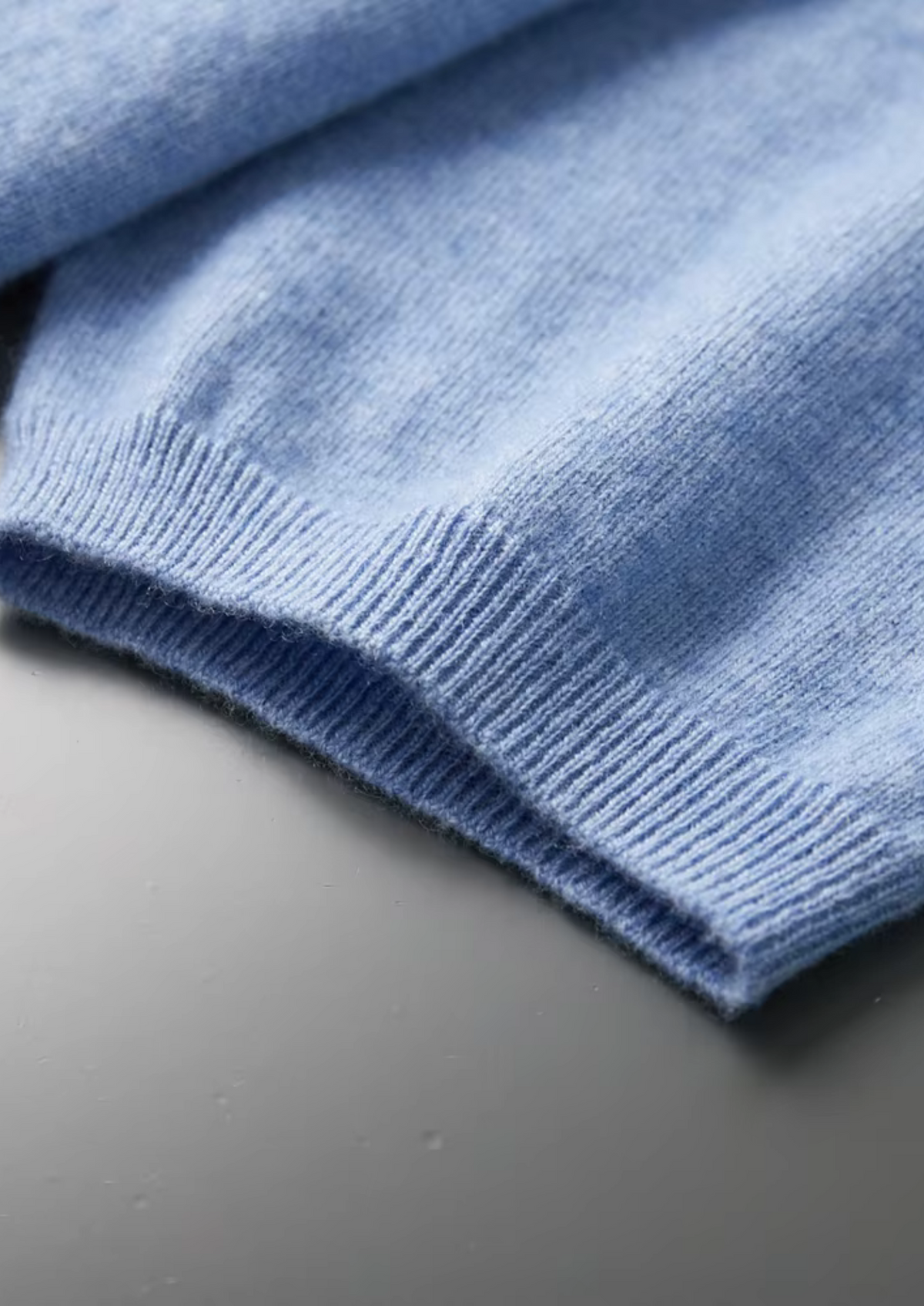 T-Shirt col rond classique en cachemire premium bleu clair