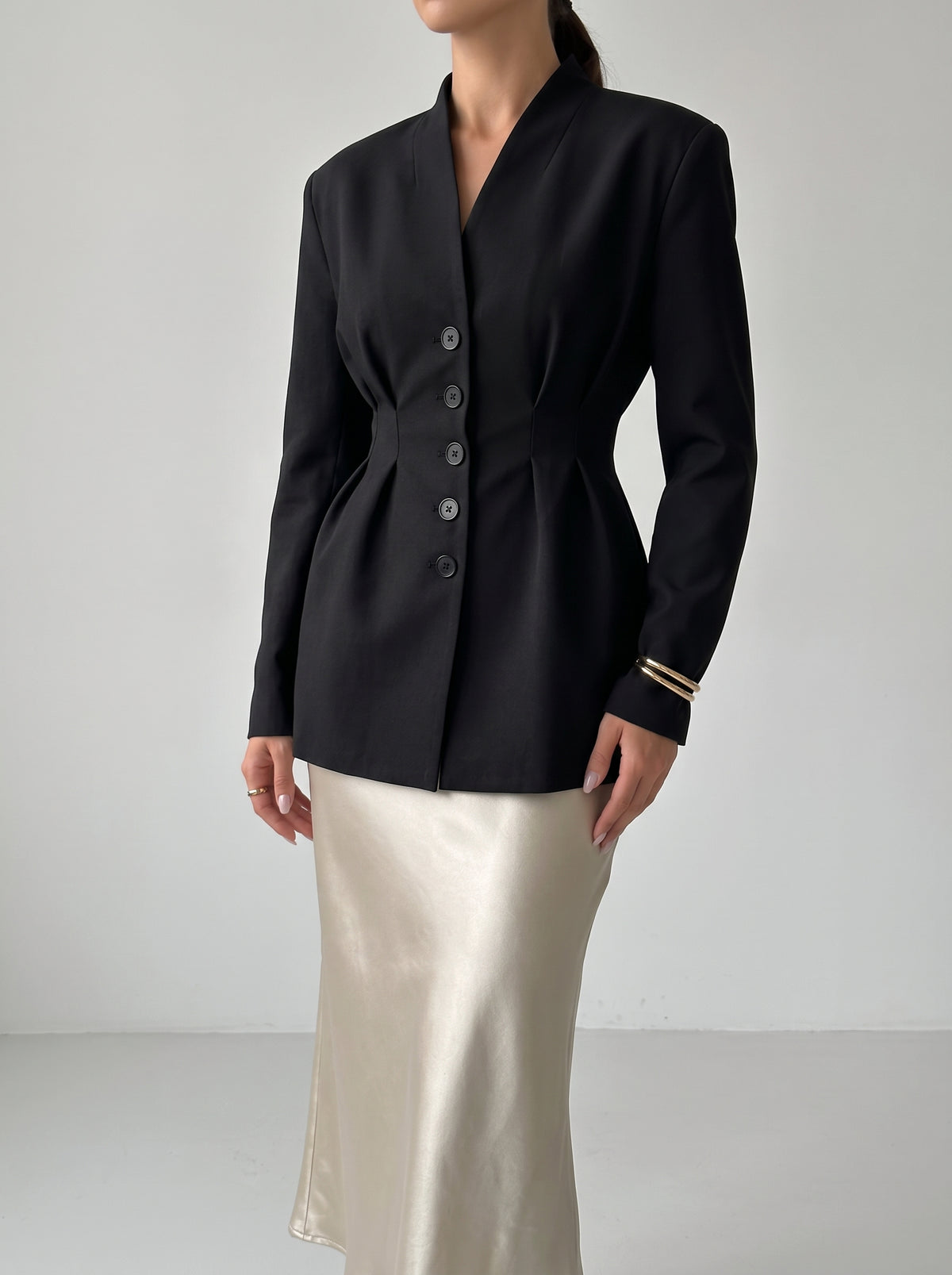 Daniela Collarless Cinched Waist Blazer - Black