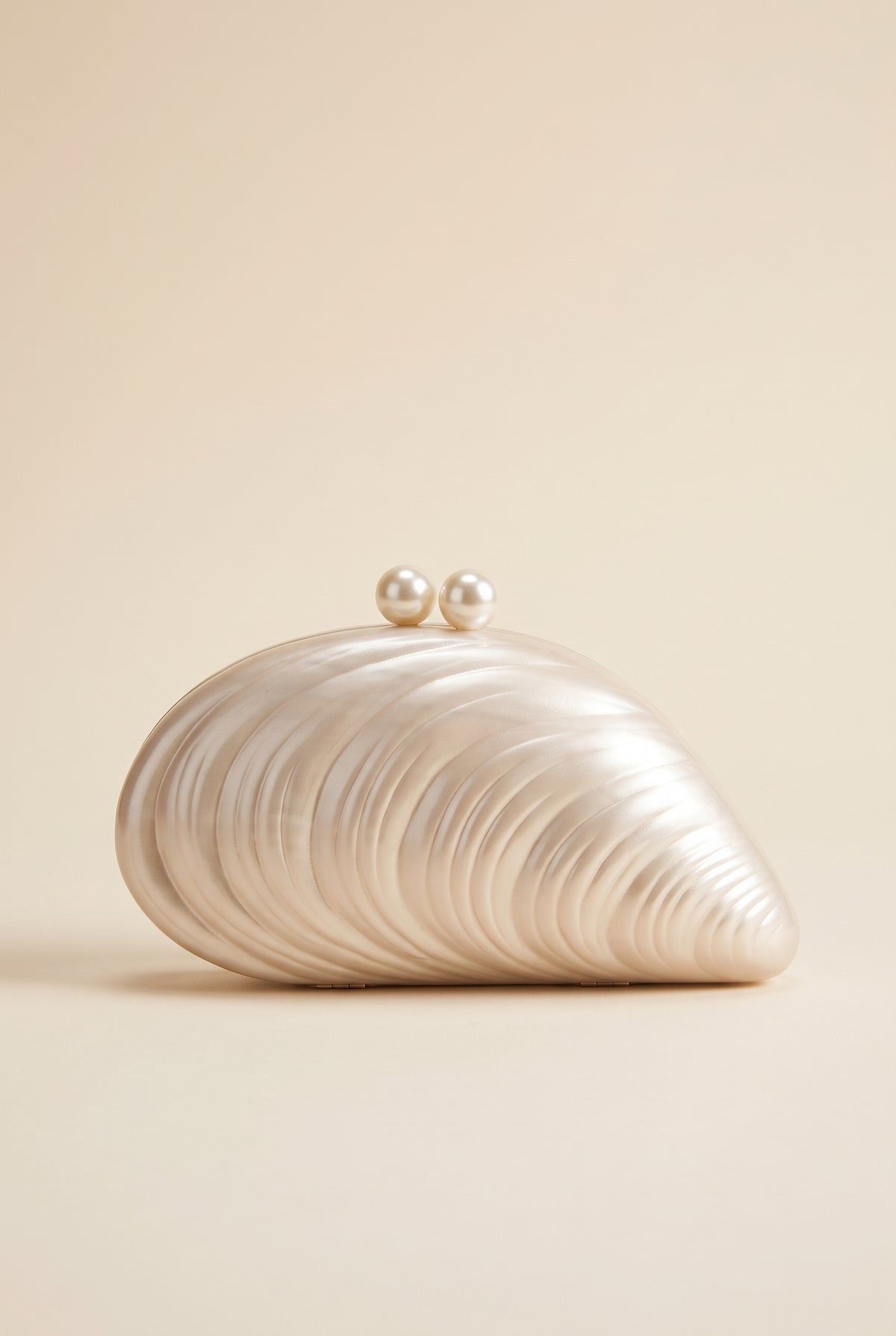 Valentina Shell-Shaped Clutch