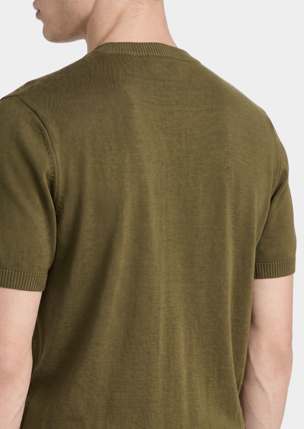 T-Shirt essentiel col rond en maille olive