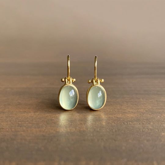 Boucles d'oreilles vintage pierre de lune verte