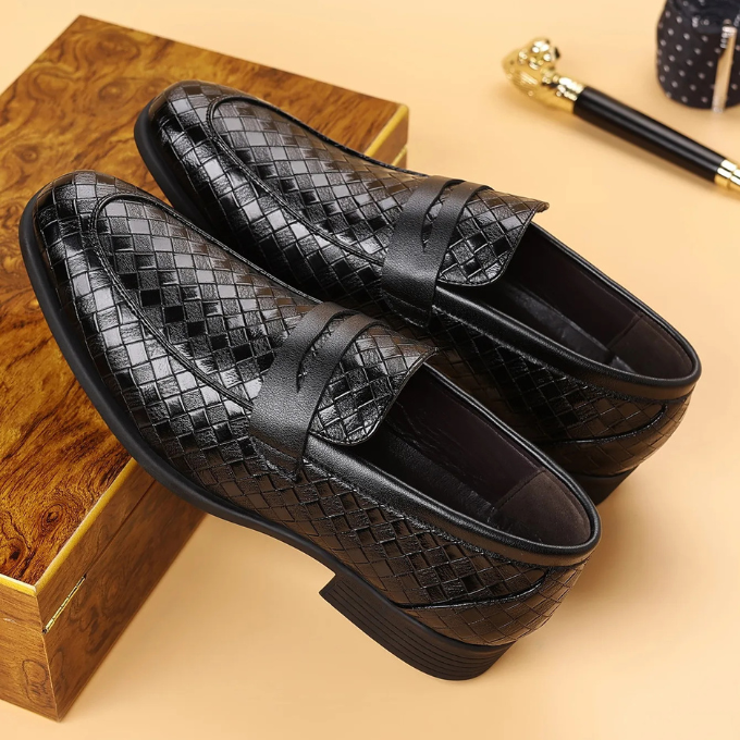 Les mocassins en cuir tressé Corté