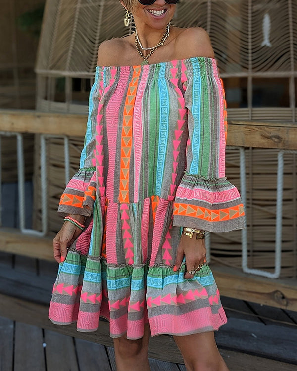 Robe Épaules Tombantes, Manches Évasées