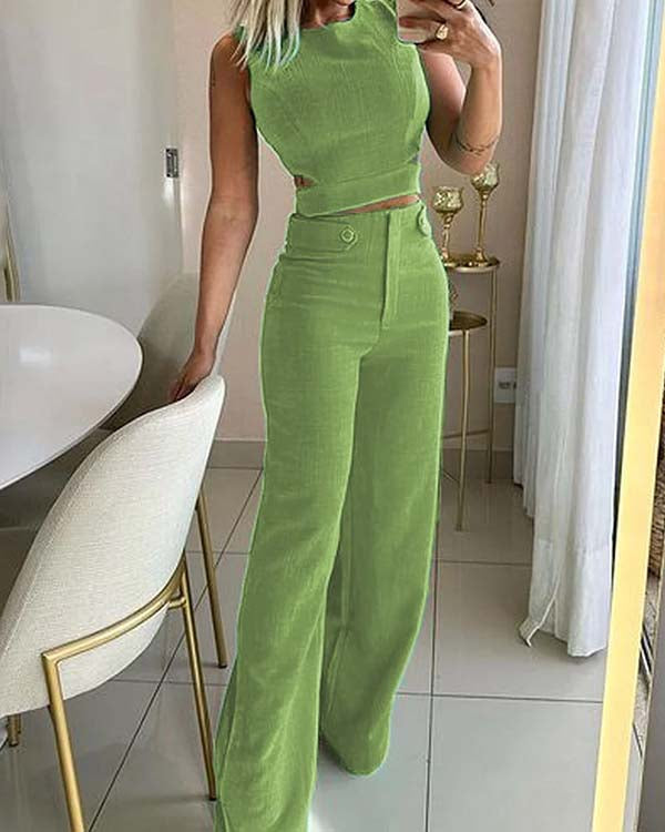 Ensemble Crop Top Tendance et Pantalon Large