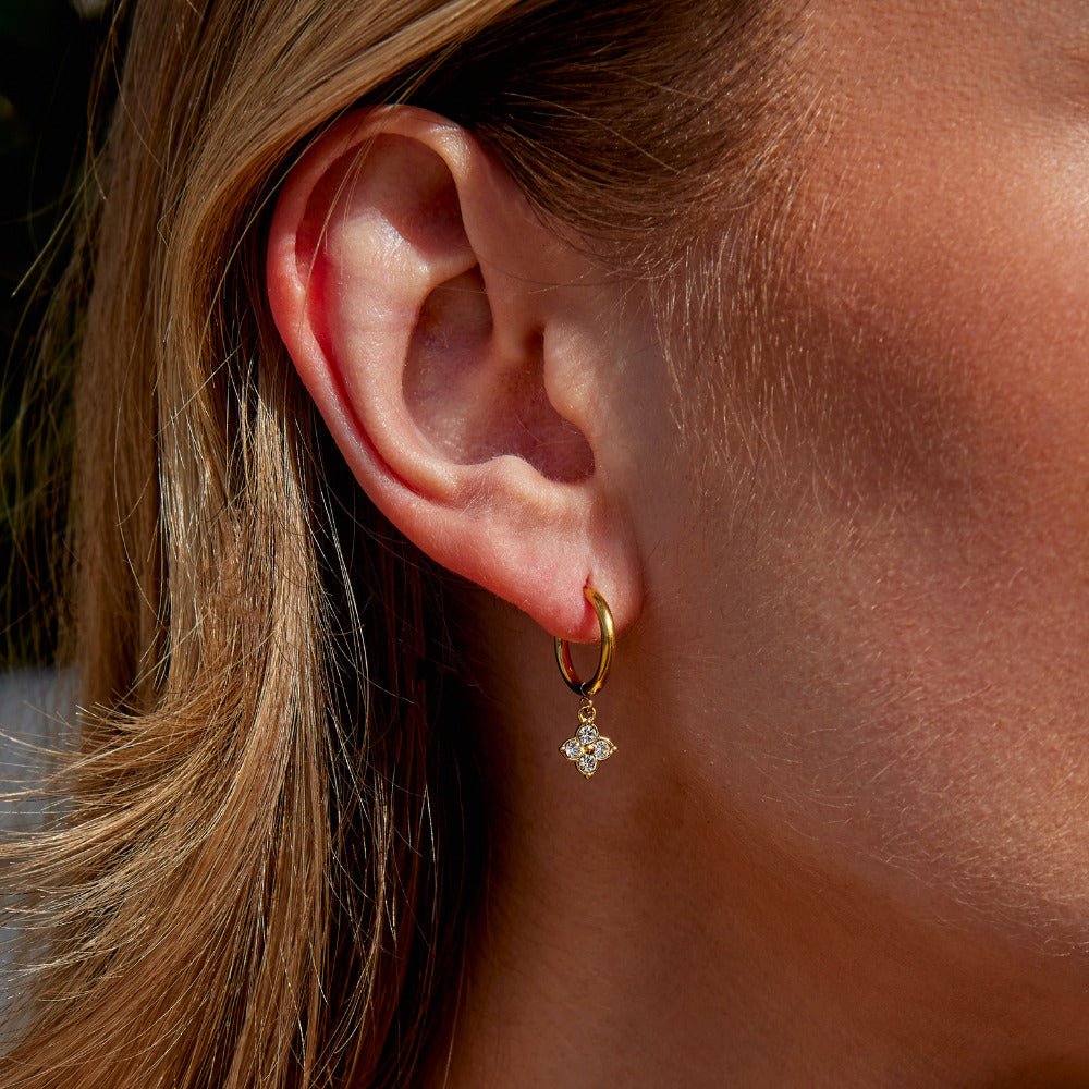 Boucles d'Oreilles Pendantes Trèfle en Cristal