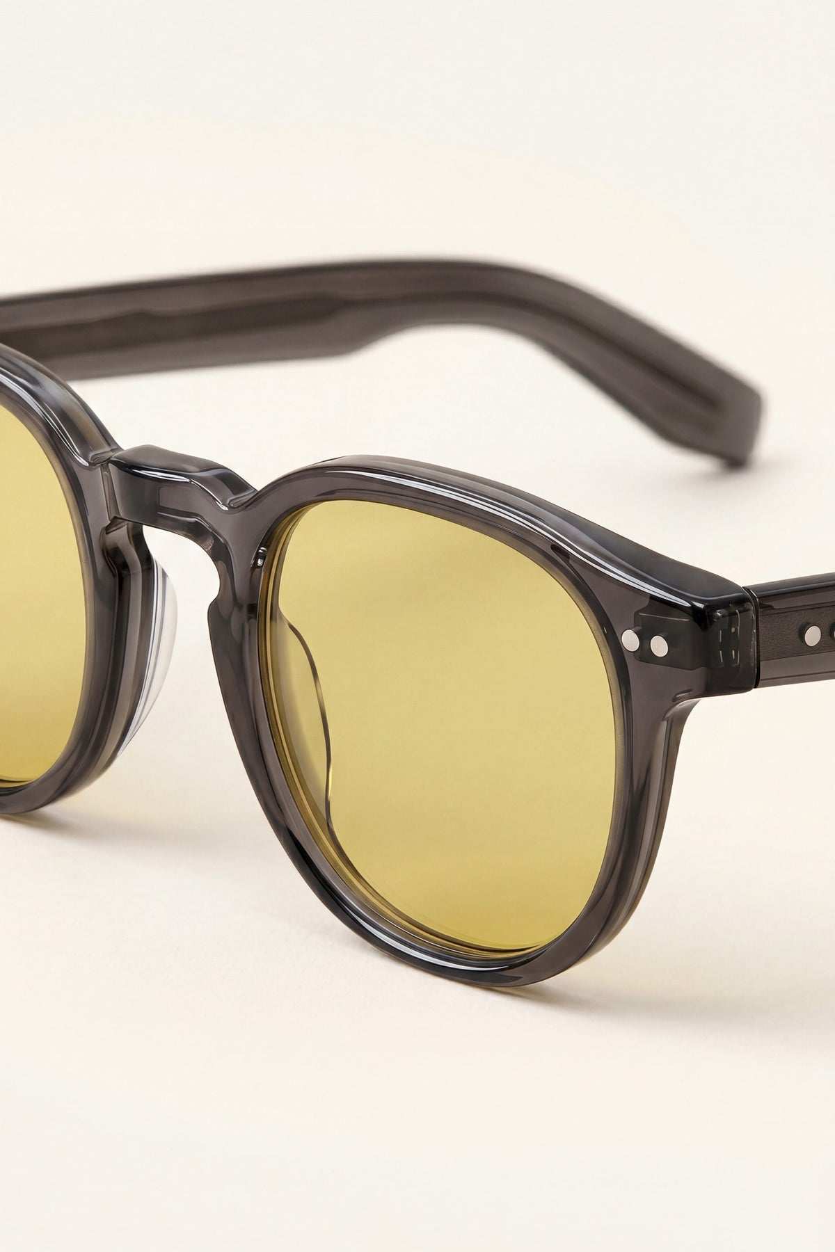 Lunettes Venturo Teinte Jaune — porté