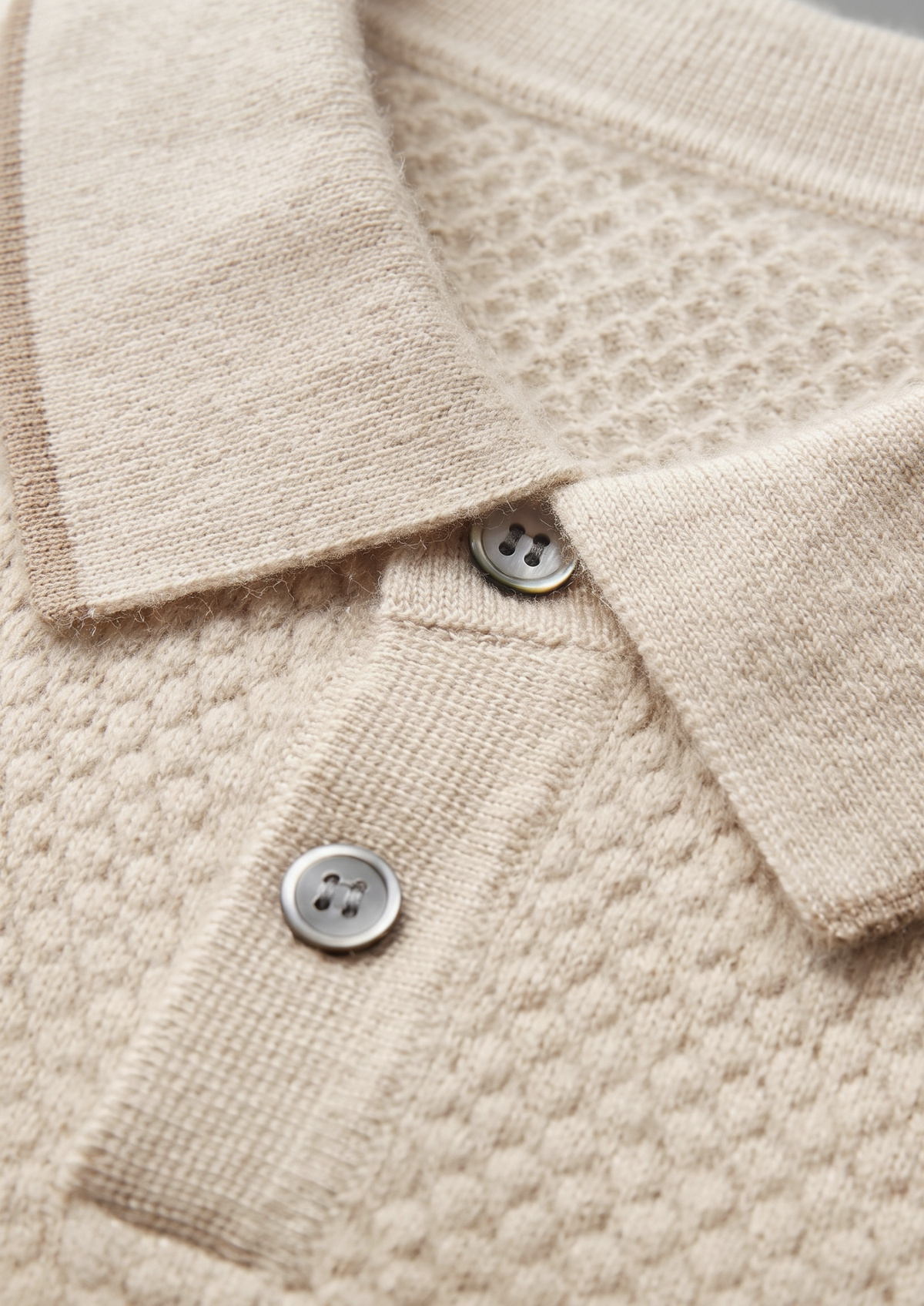 Polo bicolore en cachemire premium ivoire
