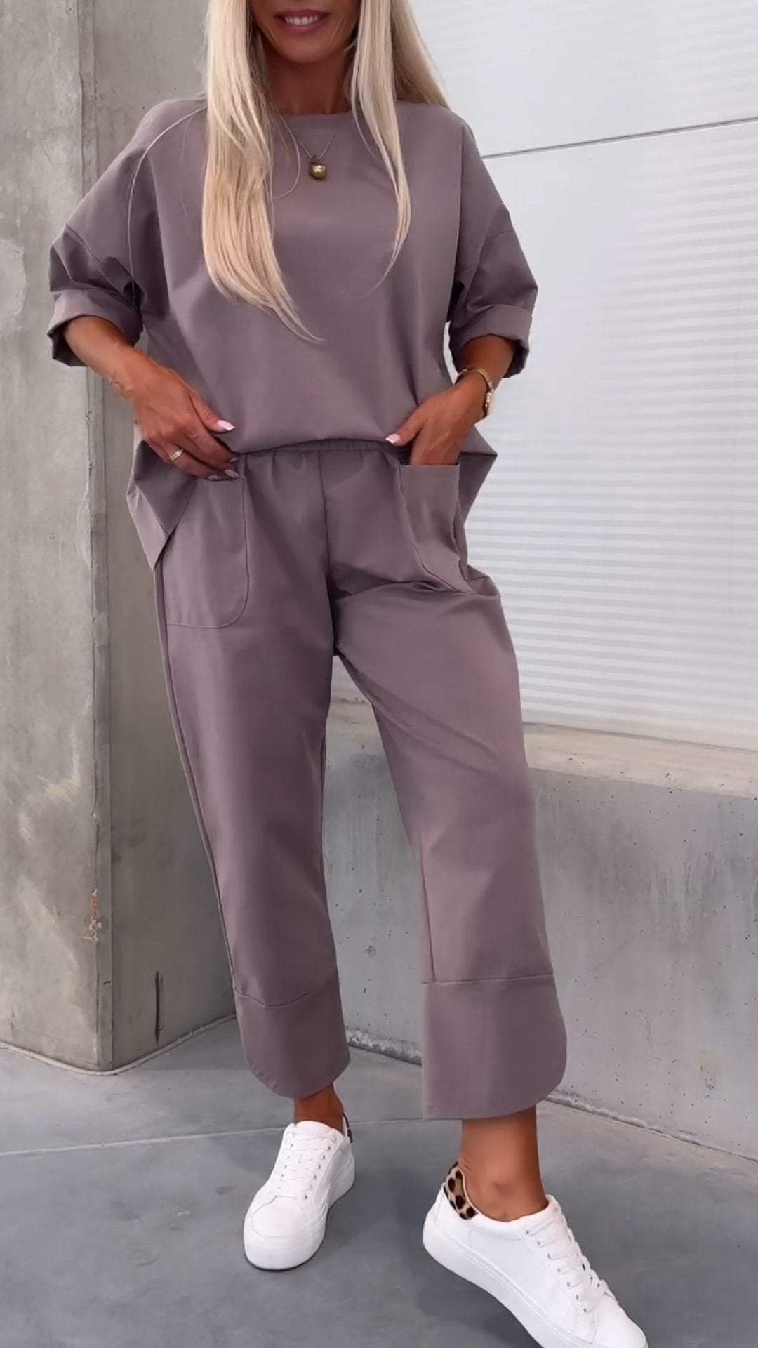 Ensemble T-Shirt Décontracté et Pantalon Crayon