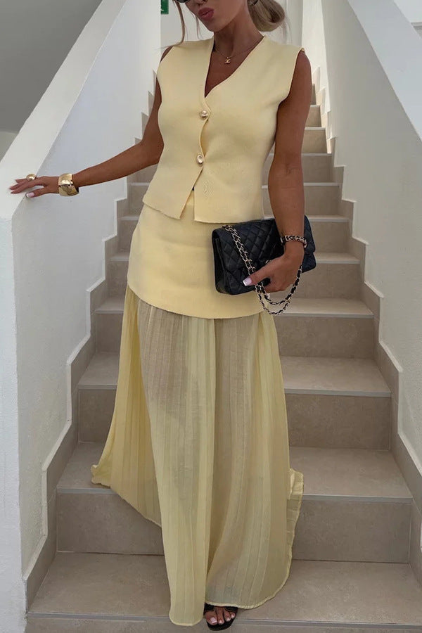 Ensemble Gilet Tendance et Jupe en Mousseline