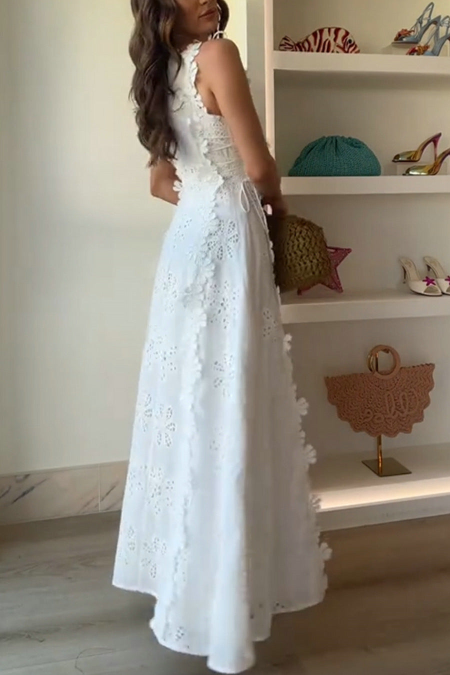 Robe Longue à Bretelles, Dentelle Brodée