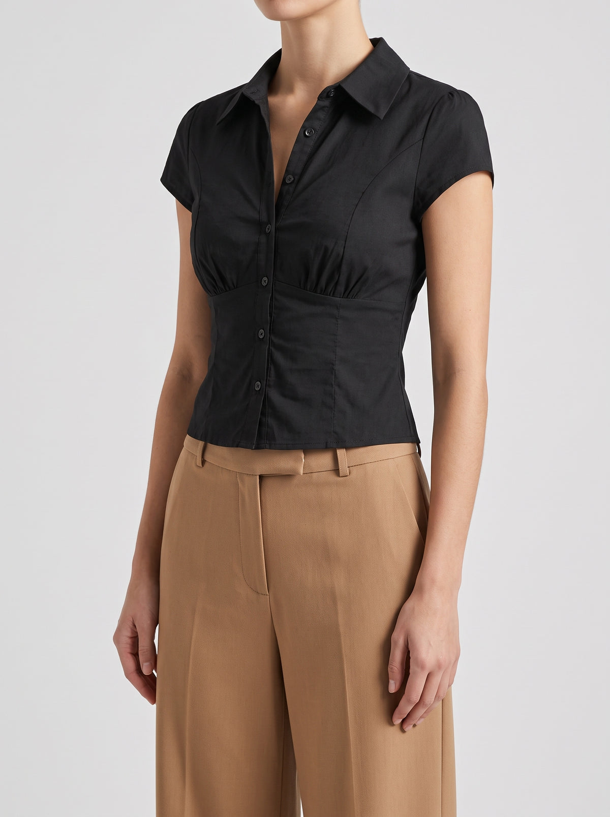 Ariana Cropped Button-Up Blouse - Black