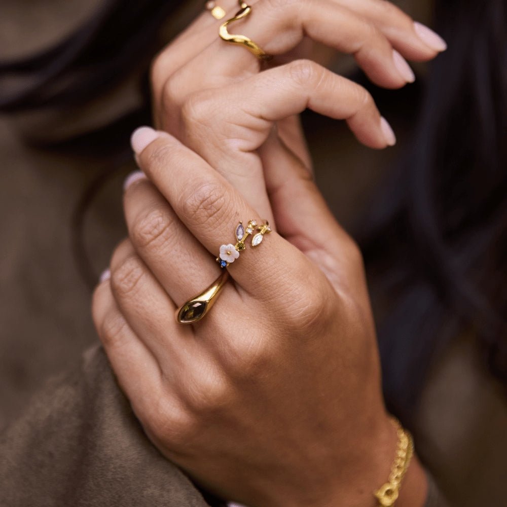 Bague Fleur de Cerisier en Cristal Dorée