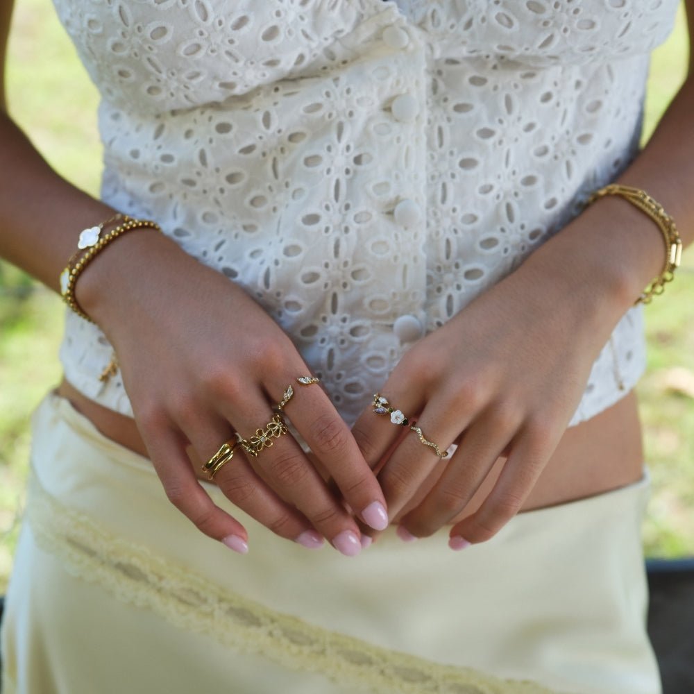 Bague Fleur de Cerisier en Cristal Dorée