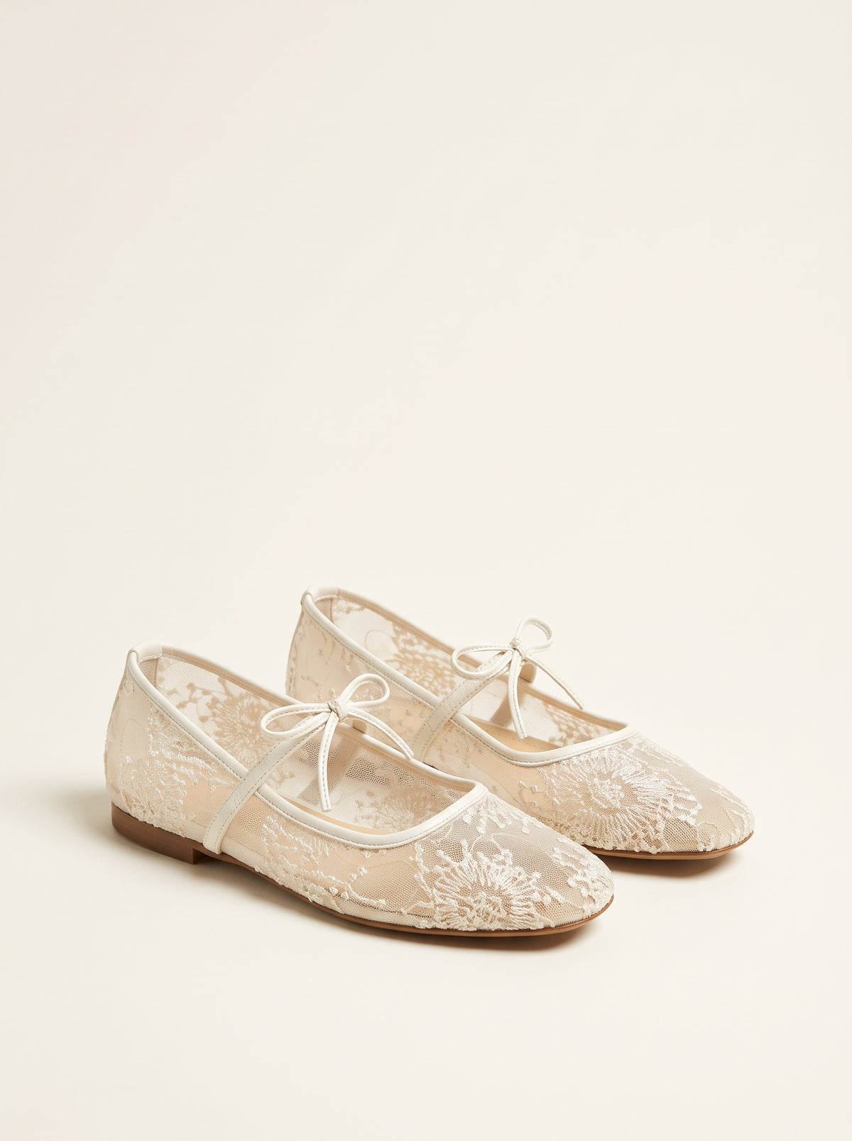 Ballerines Saskia en résille brodée à nœud - Beige