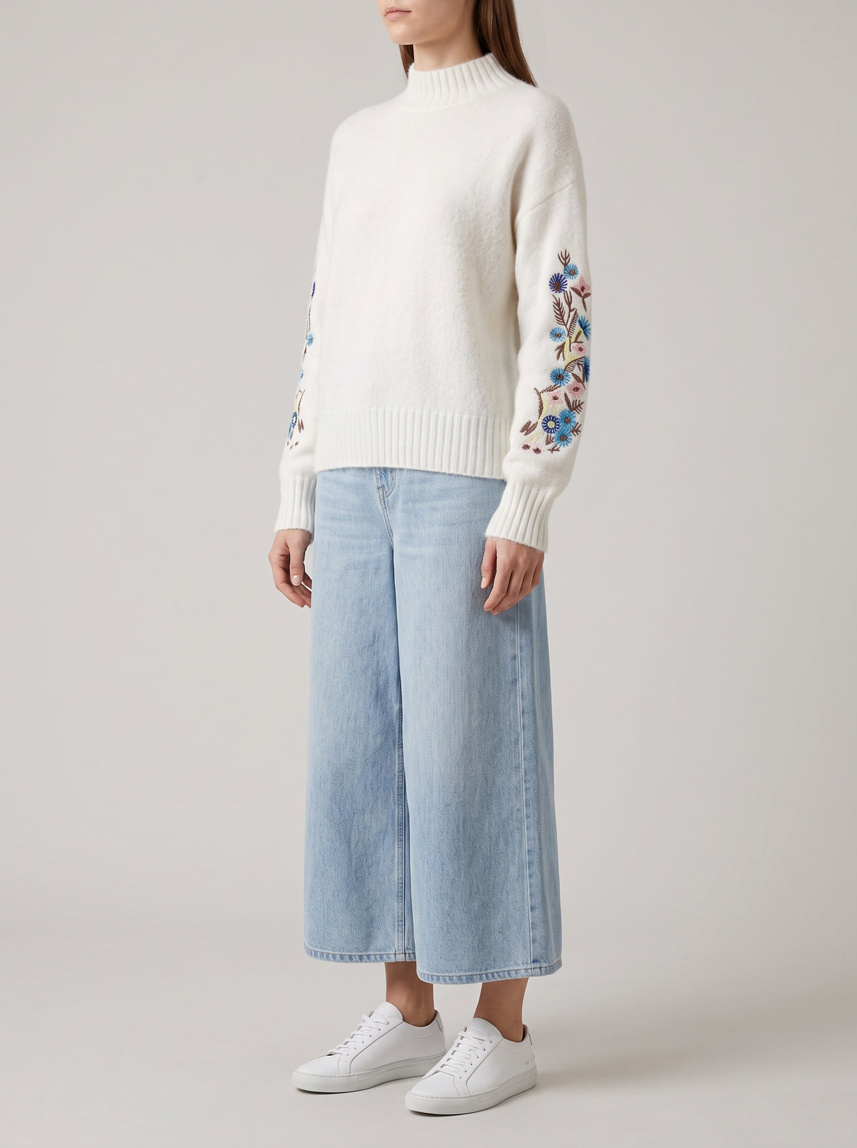 PHILIPPINE — Embroidered Chunky Cashmere Knit Jumper - White