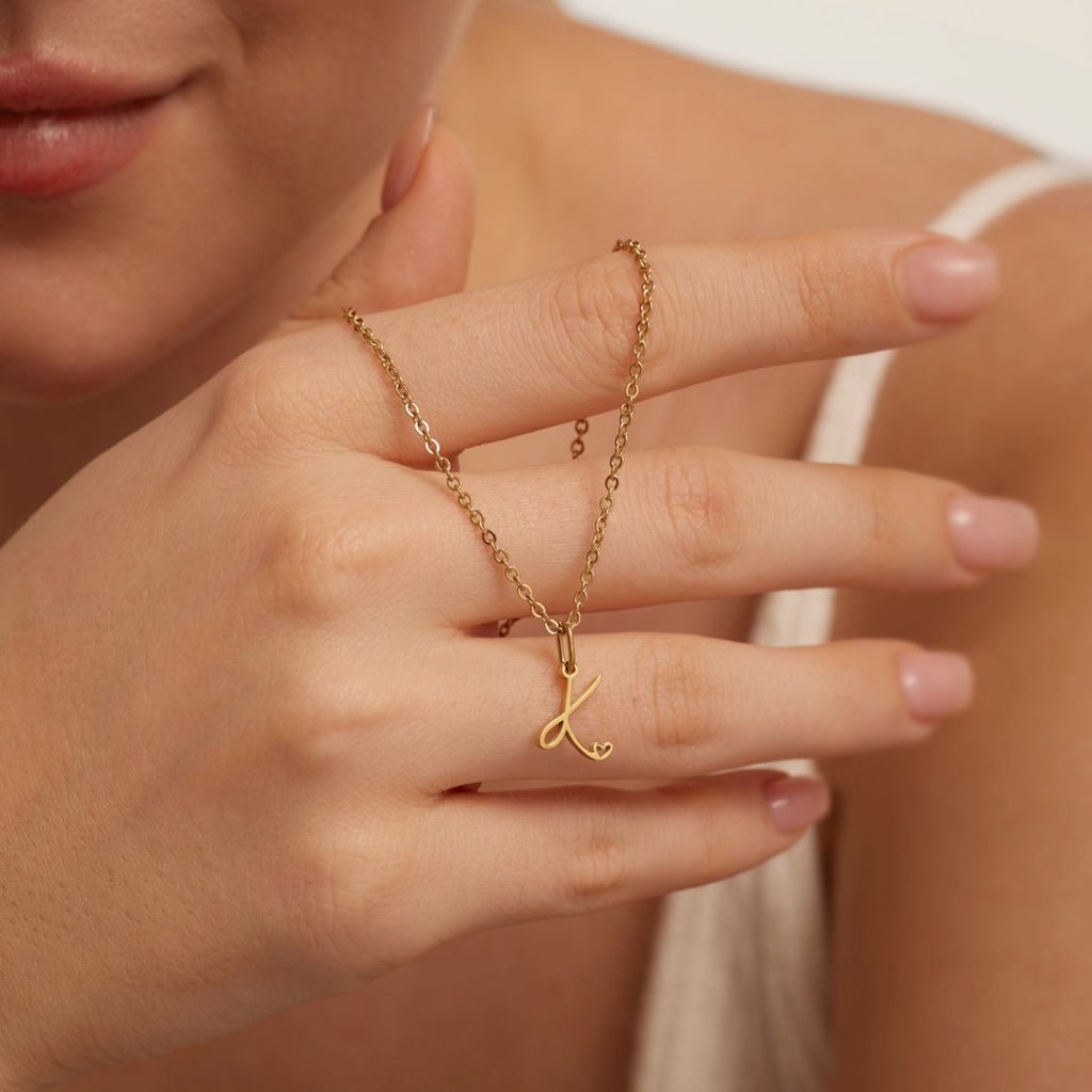 Collier Lettre Cœur Doré