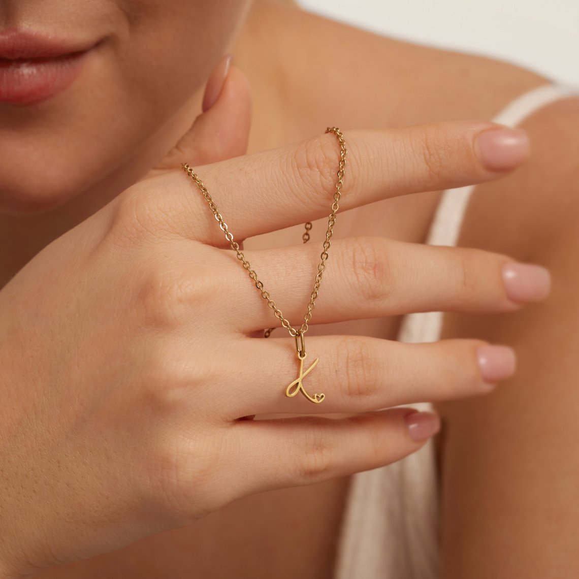 Collier Lettre Cœur Doré
