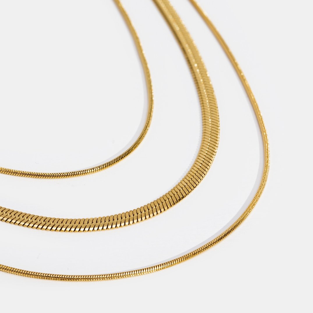 Collier Chaîne Multi-Rangs Dorée