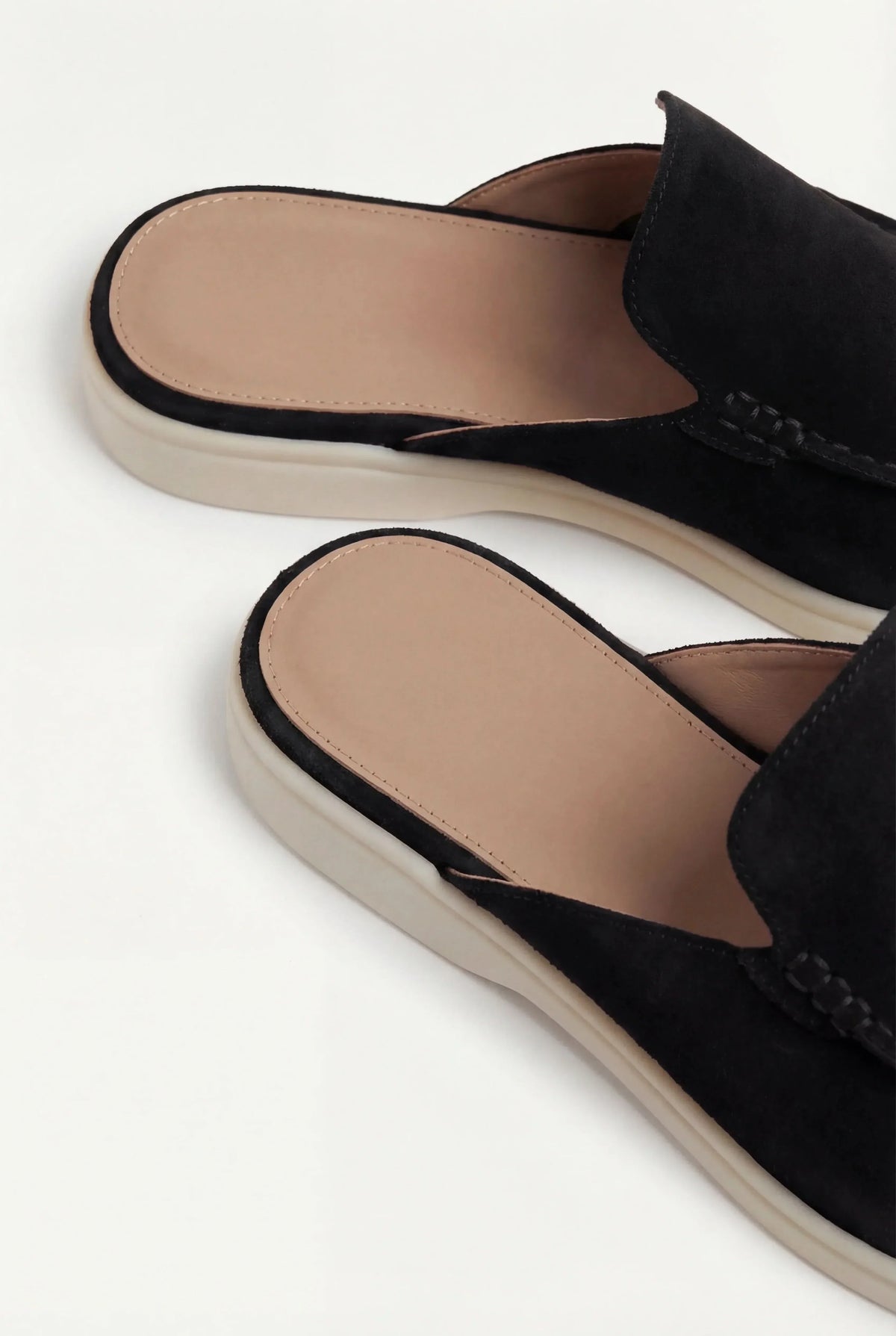 Mule Monaco noir — détail