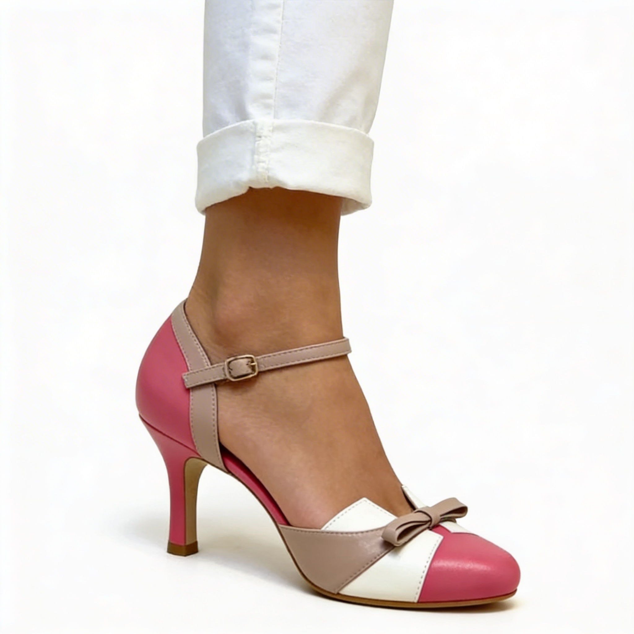 Monika · Talons Élégants