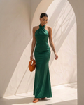 Noéline · Robe longue à silhouette élégante