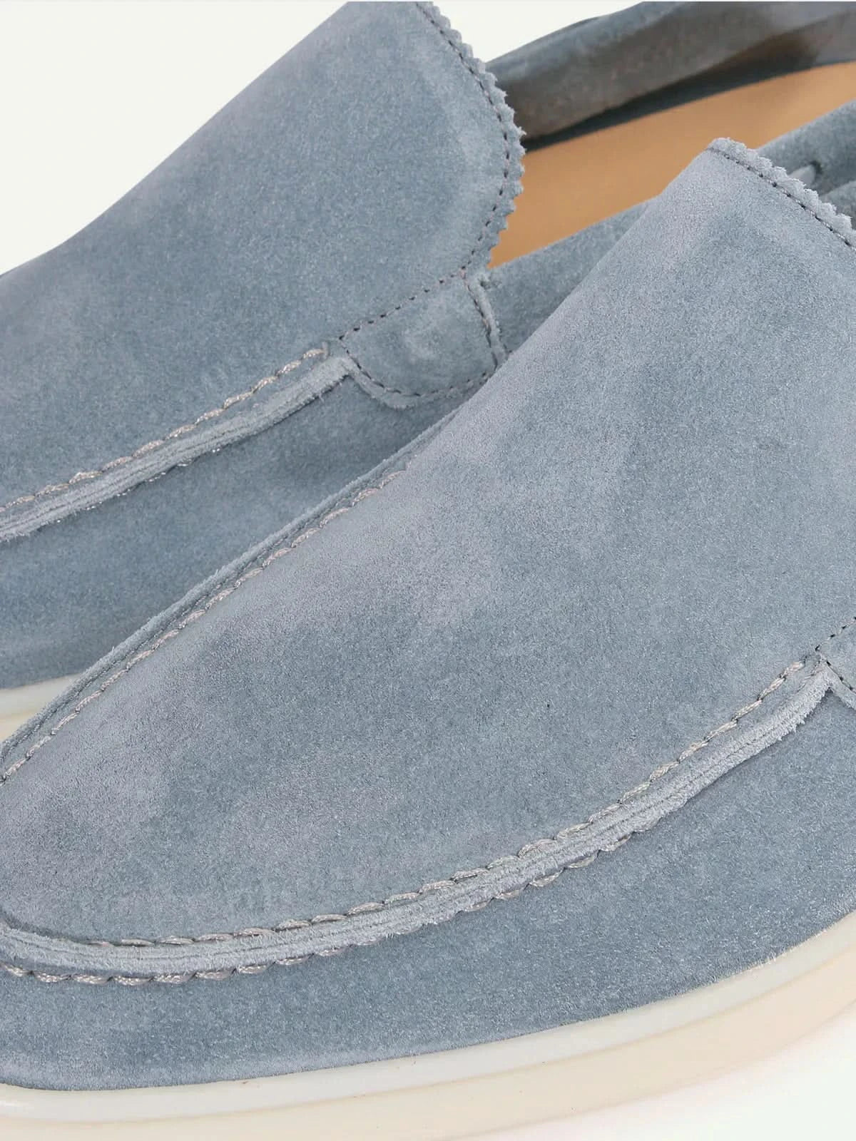 Mocassin bleu ciel — détail