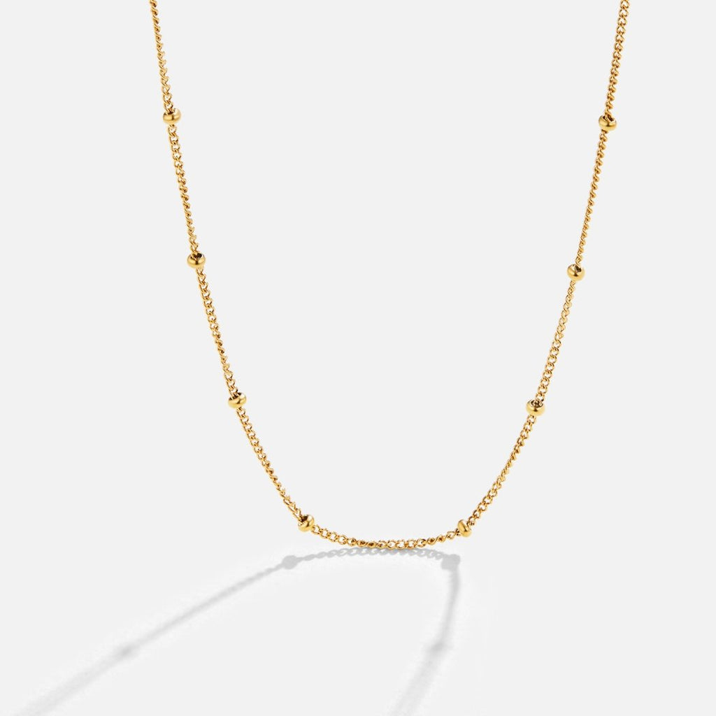 Collier Niyah chaîne et perles dorées