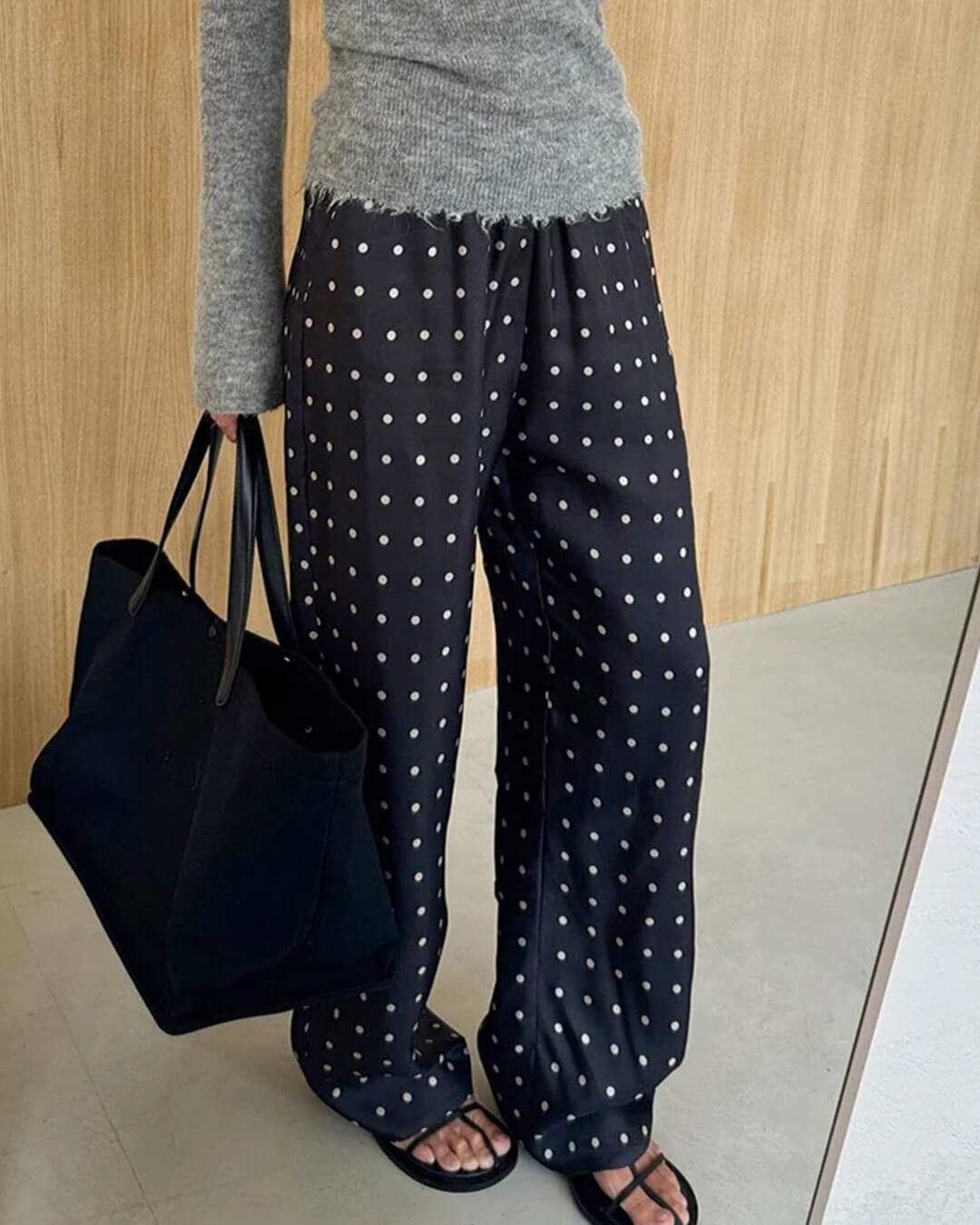Pantalon Adela en satin à pois