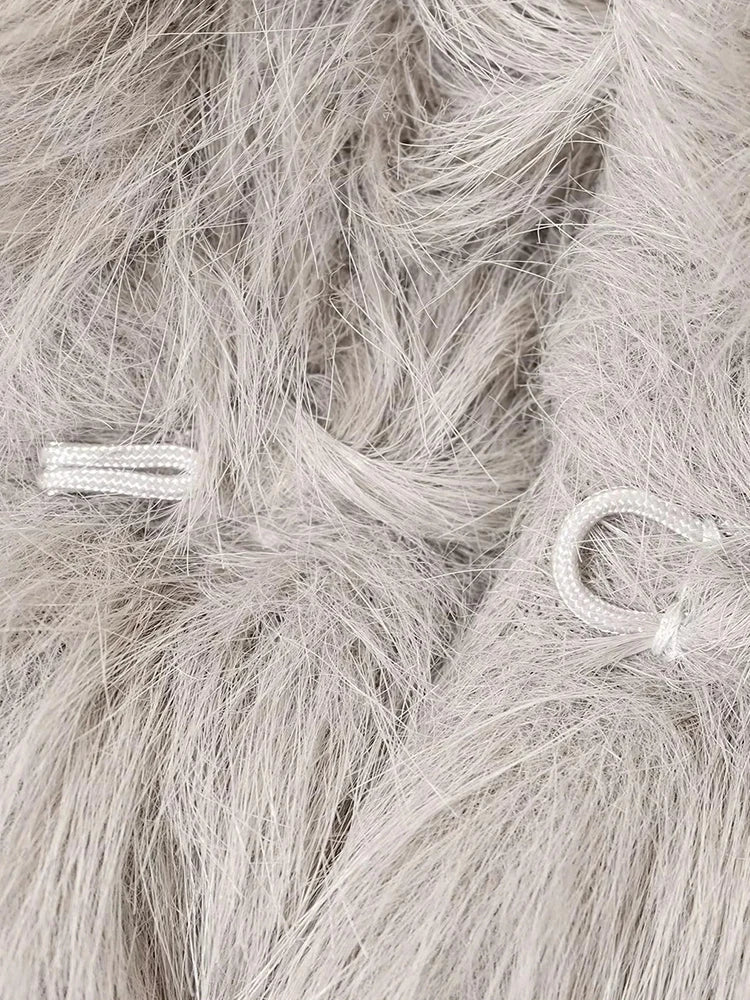 Veste à capuche en fausse fourrure Dana