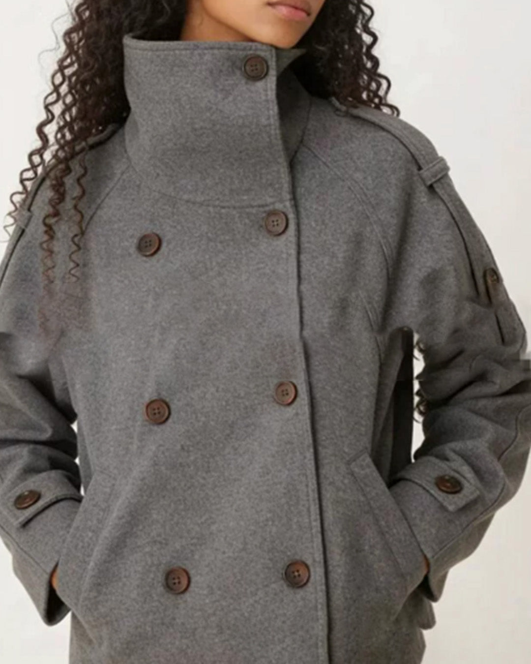Manteau Rhea à col montant et boutonnage