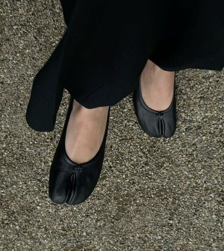 Ballerines Elizabeth à bout fendu