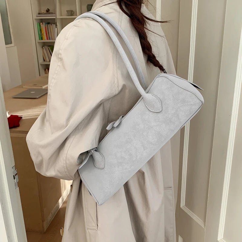 Sac baguette Adora en daim
