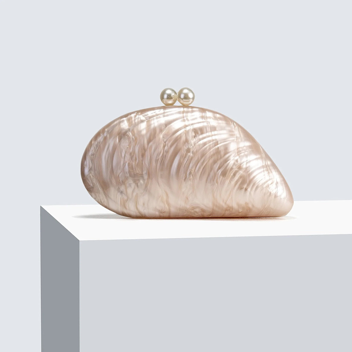 Pochette Valentina en forme de coquillage