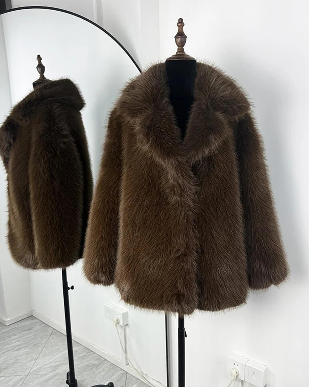 Manteau en fausse fourrure Carissa