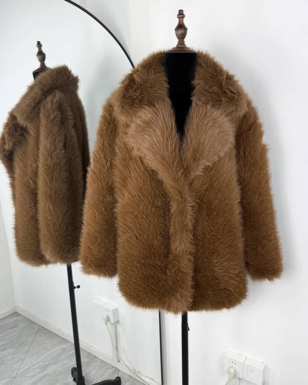 Manteau en fausse fourrure Carissa