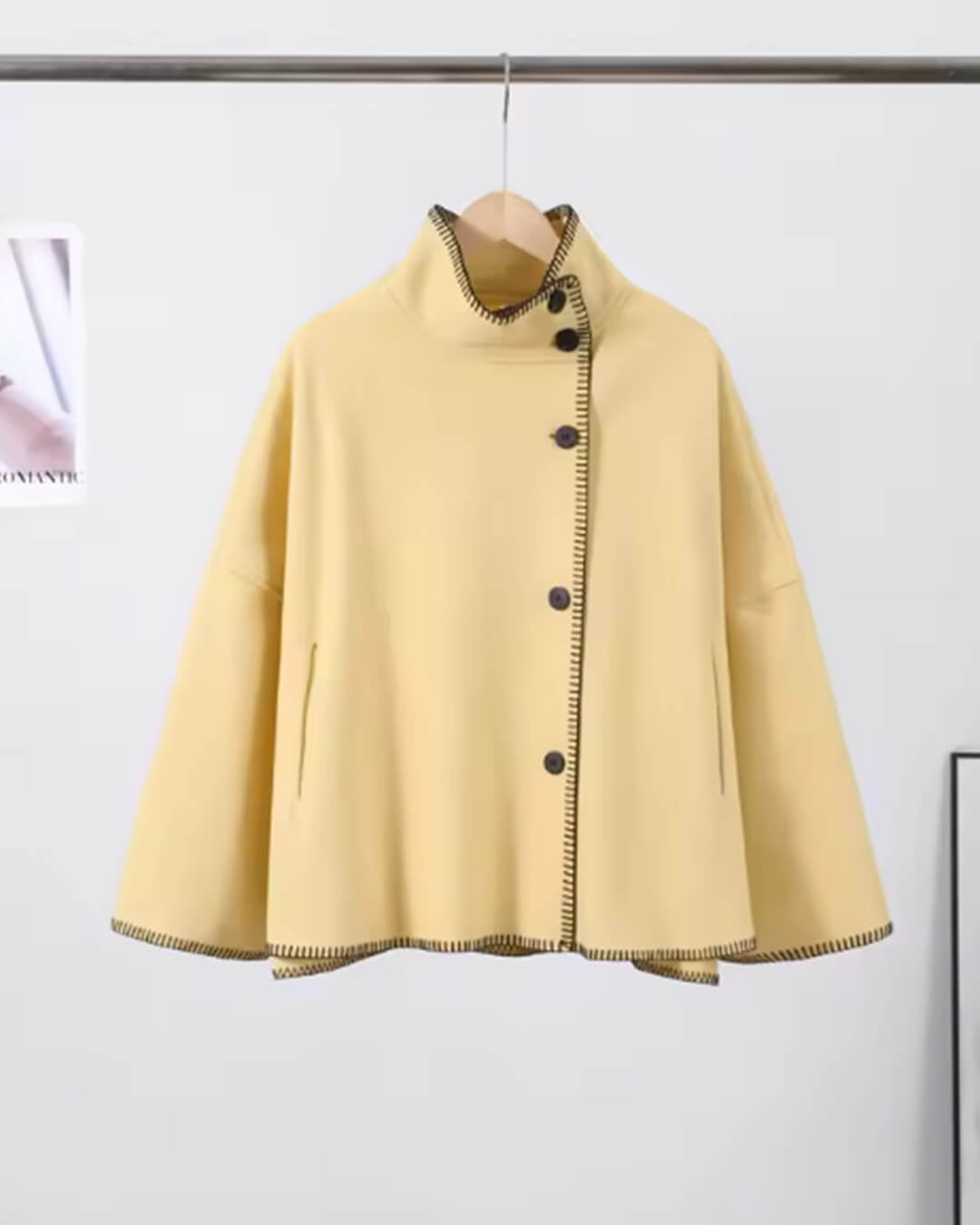 Veste Emily à col montant avec boutons