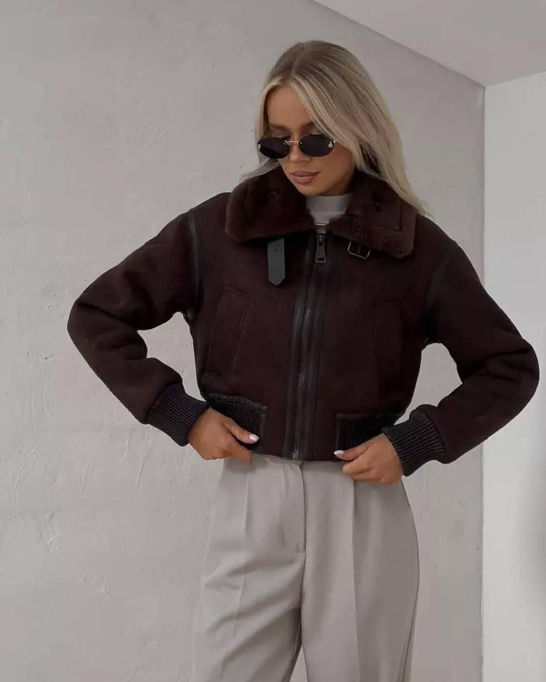 Blouson bomber court en daim Esme